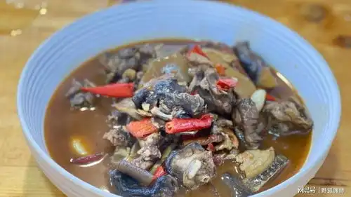 长沙地域菜的扛把子,星沙土菜好去处炼哥家菜馆腊肉甲鱼牛肉牛蛙酸菜长沙市十大硬菜网易订阅
