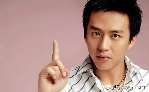 邓超成创4发起人,调侃自己希望成团,网友团内搞笑担当
