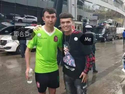 特殊的七夕合影

