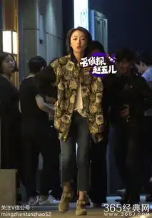 周冬雨单身生活不孤单小鲜肉助理贴身陪伴
