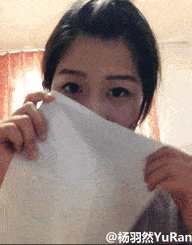 搞笑gif段子姑娘,你不冷吗
