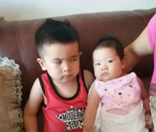 搞笑图片段子大爷,上个月的那个人也是我

