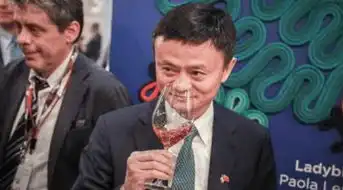 天猫不想只赚女人的钱,于是马云想出了这招......

