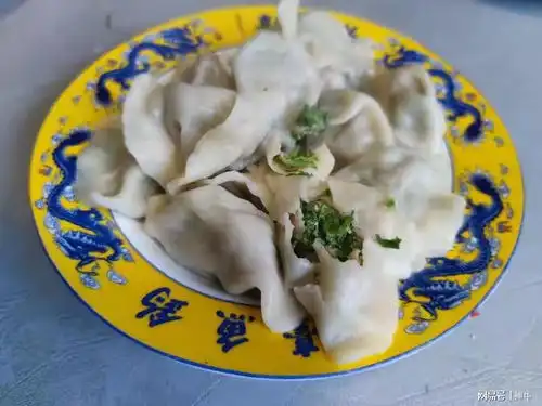 正月十五吃饺子,建议大家少吃韭菜白菜,多吃4样,鲜美又吉利
