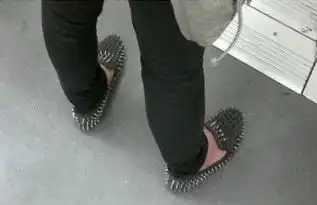 搞笑图片大全搞笑图片笑死人故事百科
