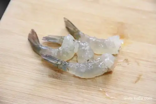虾扯蛋的做法
