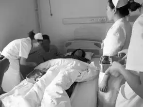 业主保安装修起冲突一女业主被打骨折
