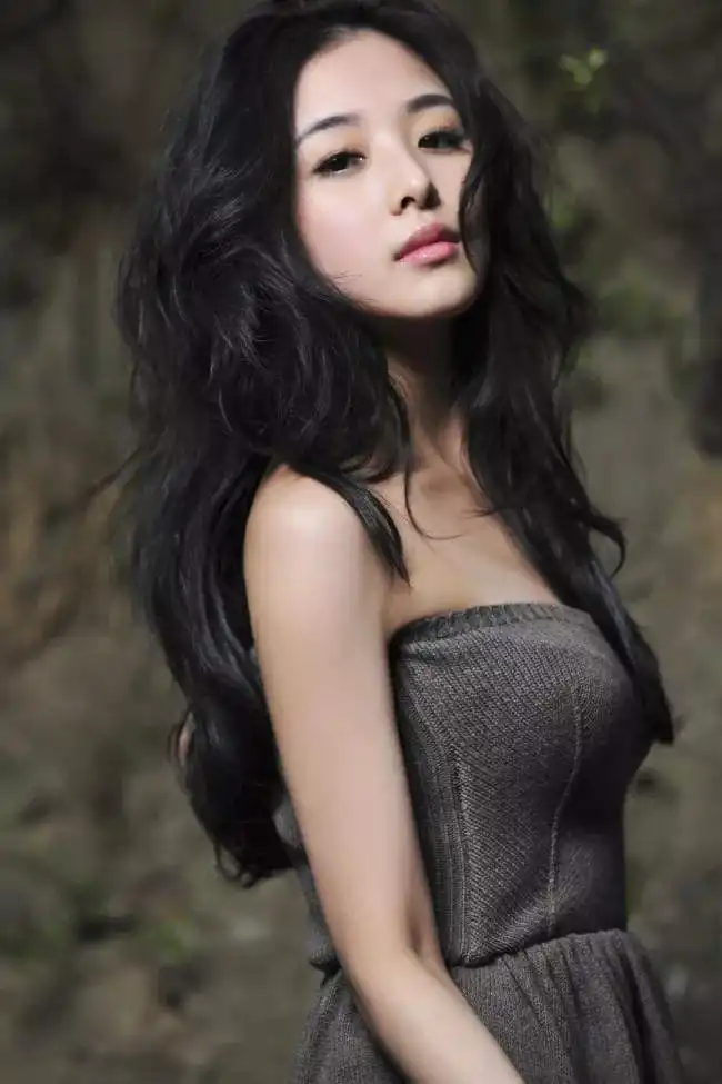 童颜女神张含韵终于嫁人了张含韵回应单身未婚,不要瞎猜了
