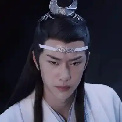 吴刚脸僵杨紫神似杜华王一博面瘫,娱乐圈蜡像脸们越看越尴尬
