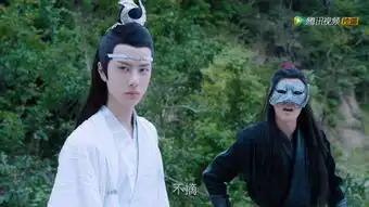 陈情令江澄让魏婴摘面具时,有谁注意到蓝湛的表情,护妻狂魔...
