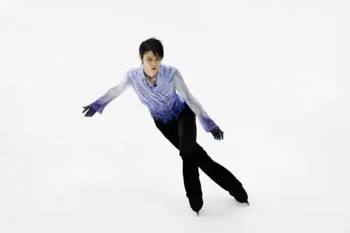 冰上王子终于找到了公主
