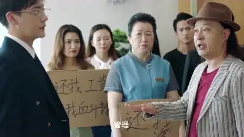 盘点赵四6大爆笑场面,赵四变身搓澡总裁尬舞上吊,爆笑南征
