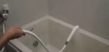 快看,路边有监控看过回放了,确实是衣服穿反了没看错咬牙切齿
