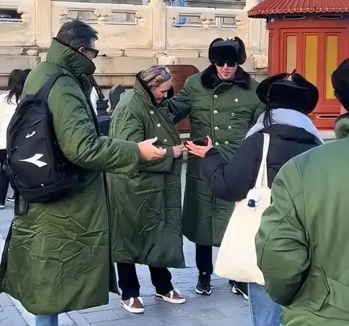 土到极致就是潮,中国土货席卷全球,这波文化输出绝了
