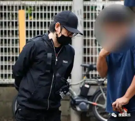 娱乐日报孙俪被传怀三胎网友健身房偶遇李现陈意涵被指眼凸幽默回怼
