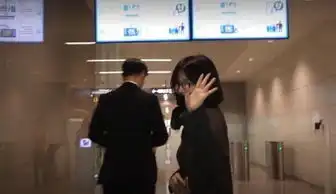 明星娱乐.第九期宋慧乔活动现场频走神表情落寞,网友不开心都写在脸上