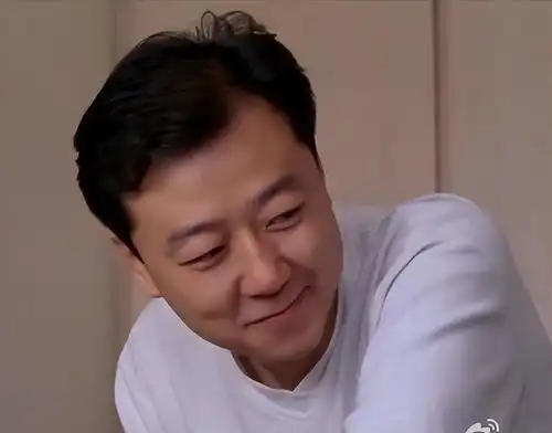岳云鹏图片搞笑表情包翻