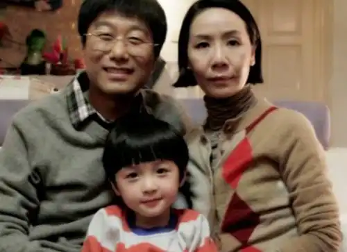 她是最丑女演员,其貌不扬却嫁外国富豪,如今坐拥酒庄身价亿万
