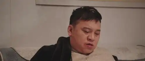 乡14王小利搞笑是必须的,不但给师父看,更是给观众看
