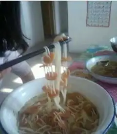 这就是沾花惹草的下场啊,都安分点吧
