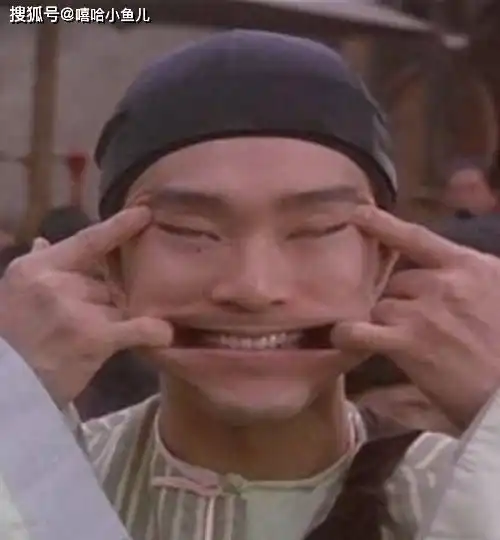 搞笑趣图两个妹子,玩的挺嗨啊
