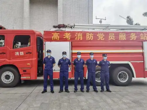 高考第一天多图带你直击高考现场,一起为考生加油
