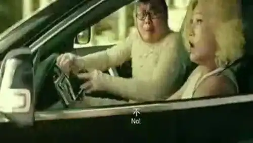 恶棍天使邓超从怀里掏出方向盘的那一刻,彻底颠覆了我对他的形象
