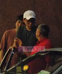 刘烨打人现场照片曝光当街狠揍醉酒老外
