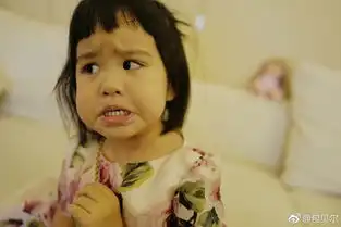 包贝尔晒女儿萌照饺子撇嘴搞怪十分呆萌
