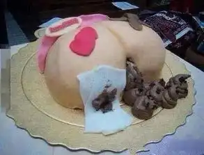 恶搞笑生日蛋糕,实在没法忍了
