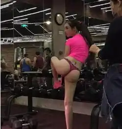搞笑图片此小子将来必成大器
