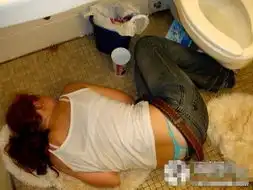 美女醉酒的恐怖下场
