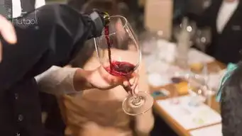 酌一口红酒,是我一天中最放松的时候
