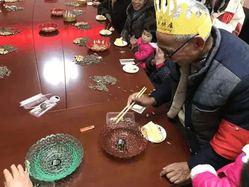 你家门口的活动,hin有趣
