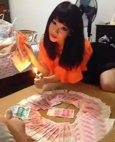 搞笑图片女神,这样的妹子真是让人心跳加速呀
