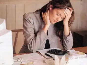 女生熬夜的坏处有多大