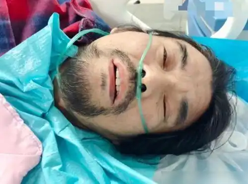 46岁面筋哥确诊肺癌晚期,病床照曝光瘦到不敢认,称不知能活多久
