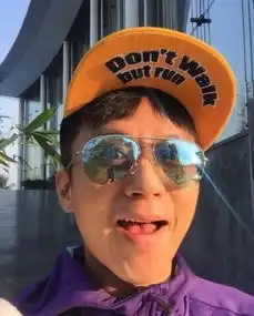 邓超扬言要退出微博网友提前过愚人节不可信
