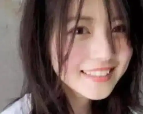 有种意外叫面筋哥的女儿,本以为会很丑,看到照片却恋爱了
