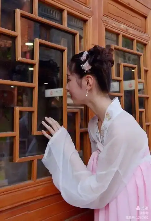 人像摄影组图女人如花,花开如梦

