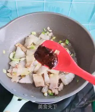 家常辣椒炒肉的做法家常辣椒炒肉怎么做雨中漫步krsjpx的菜谱
