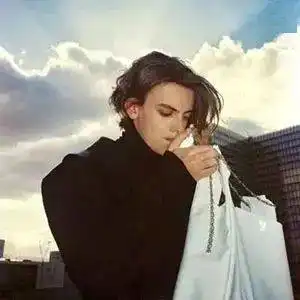 季节交换,好多人忘记好多人