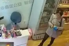 春节返乡请注意安全,各大车站拍到的偷盗场面奉上
