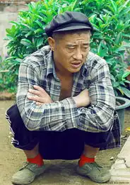 中奖了有钱了赵家班当家红星座驾揭秘
