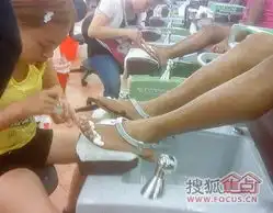凤姐在美国当洗脚妹自称将赚钱买房养男人图
