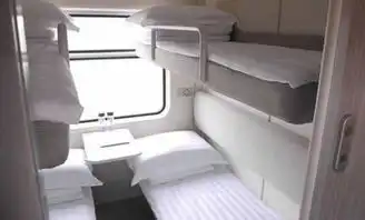 南通到北京z52次列车09车厢是几人房间
