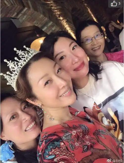 唱祝你平安的孙悦变化非常大,网友岁月饶过谁

