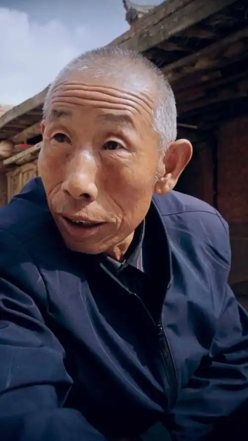 和不同的人打麻将,双标现场搞笑
