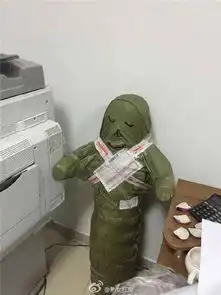 神吐槽快递哥缉毒强秒杀朝阳群众
