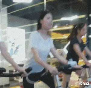 搞笑gif厉害了我的姐,想不服都不行
